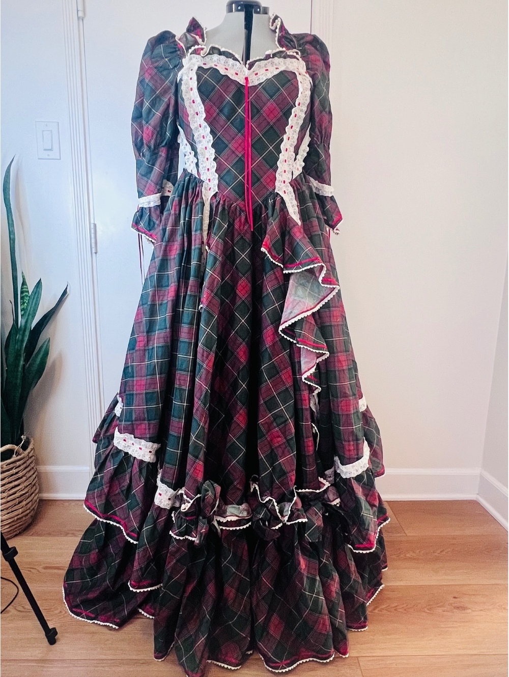 The McCallister Heirloom Gown OOAK by Selkie - XXL NWT - Picture 4 of 5
